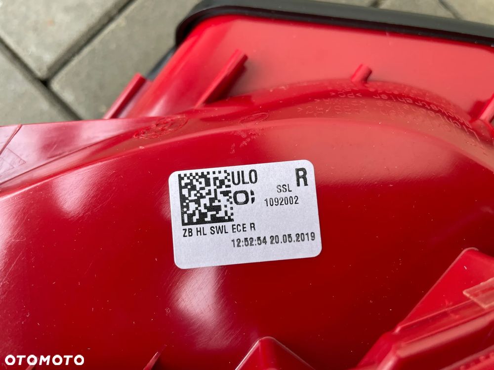 LAMPA TYLNA PRAWA VW PASSAT B7 KOMBI  2010-2015 - NOWA ULO - 3