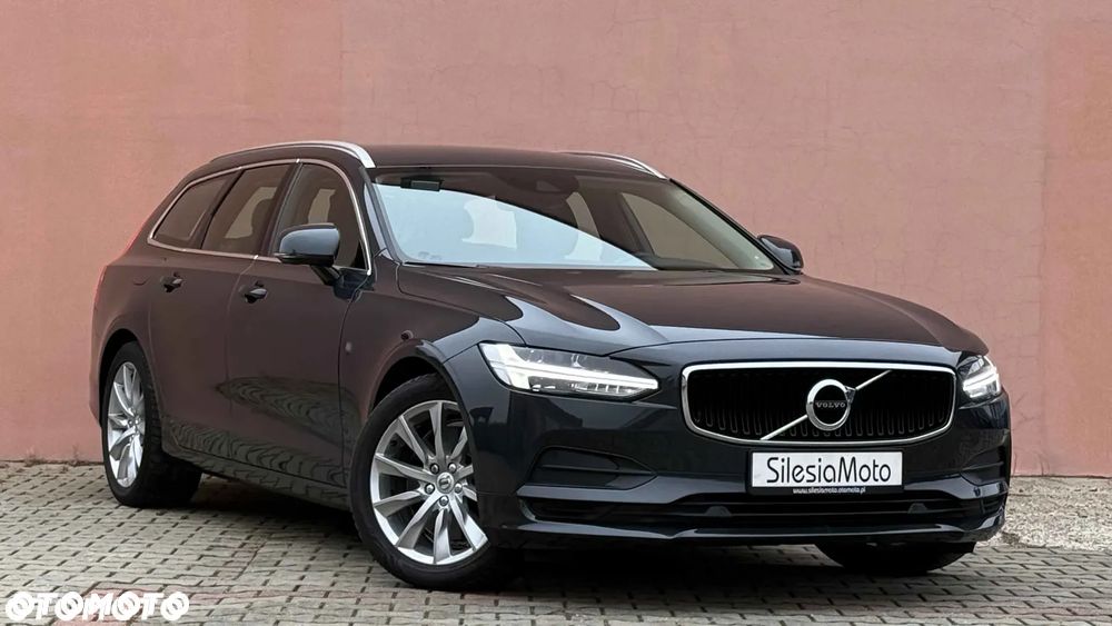 Volvo V90 T4 Momentum Pro - 1