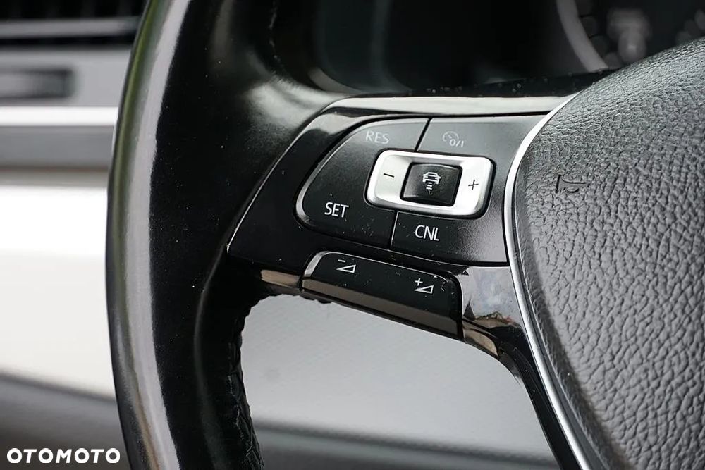 Volkswagen Multivan 2.0 BiTDI L1 Highline DSG - 39