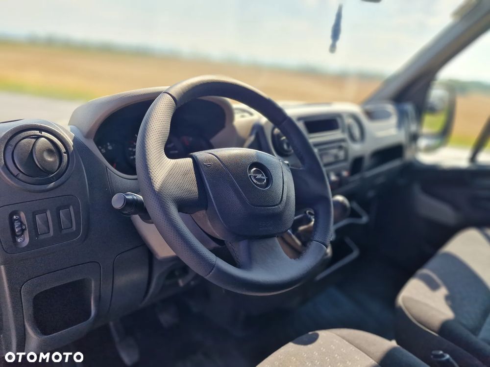 Opel Movano - 16