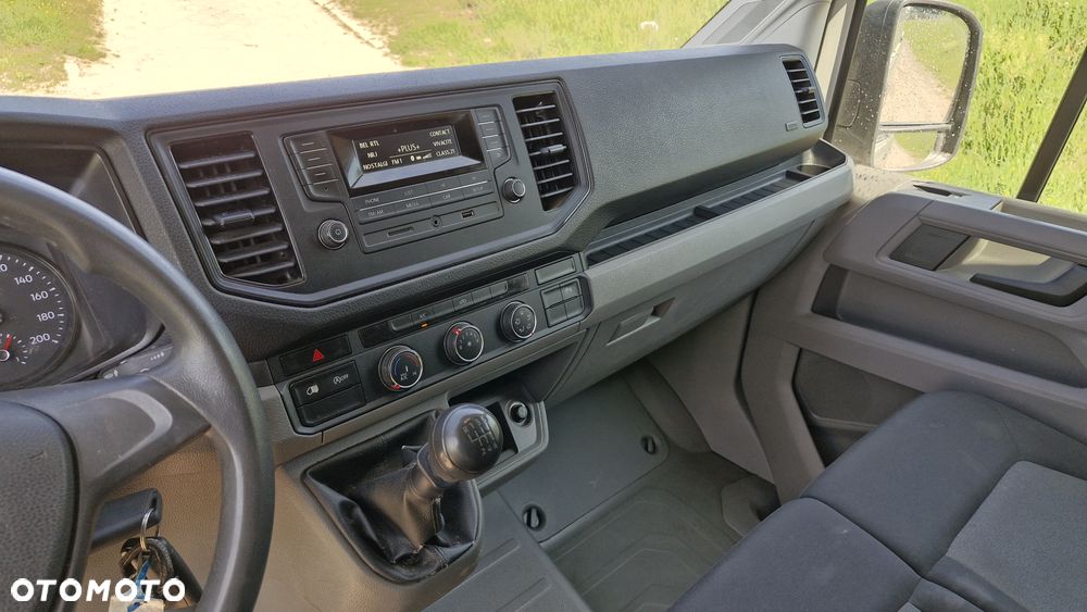 Volkswagen Crafter - 11
