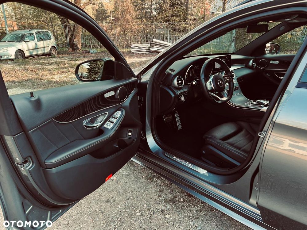 Mercedes-Benz Klasa C 220 d 4MATIC 9G-TRONIC - 10