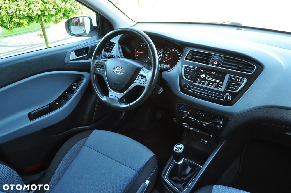 Hyundai i20 1.2 Comfort - 9