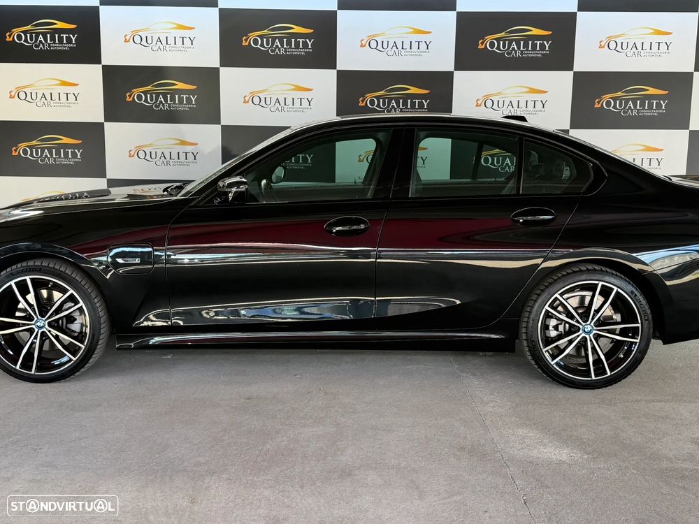 BMW 330 e Aut. M Sport - 10