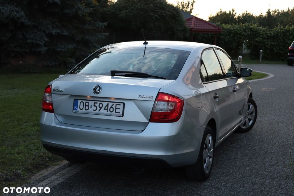 Skoda RAPID Spb 1.6 TDI DPF Active - 4