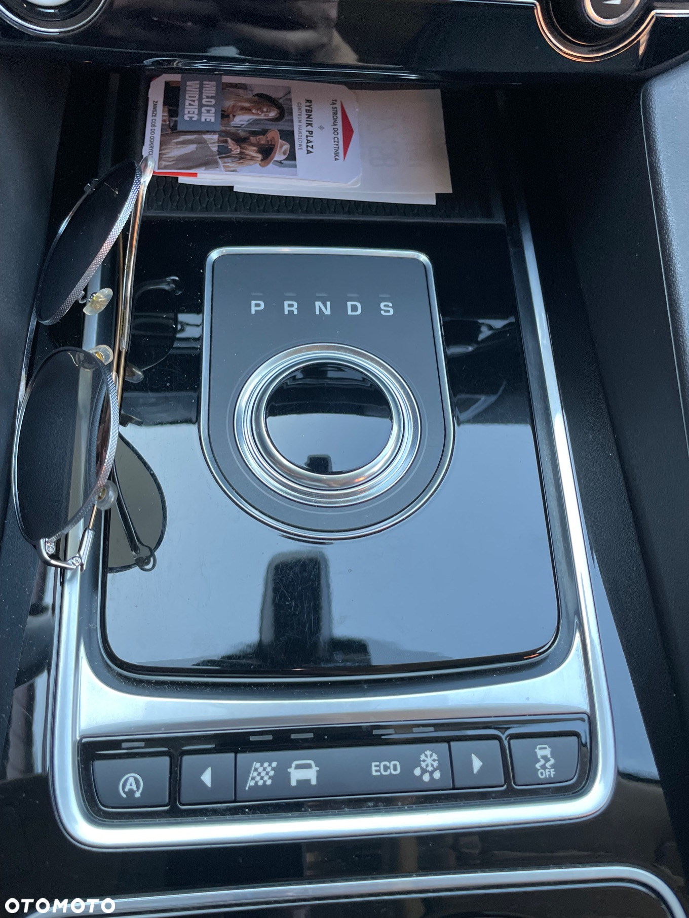 Jaguar F-Pace 2.0 i4D AWD R-Sport - 18
