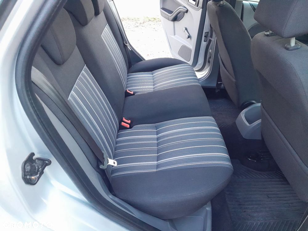 Ford Focus 1.6 TDCi Trend - 36