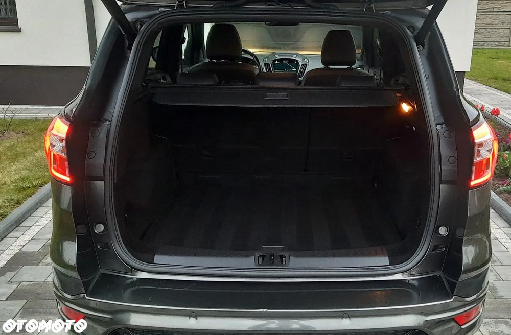 Ford Kuga 2.0 TDCi AWD ST-Line - 23