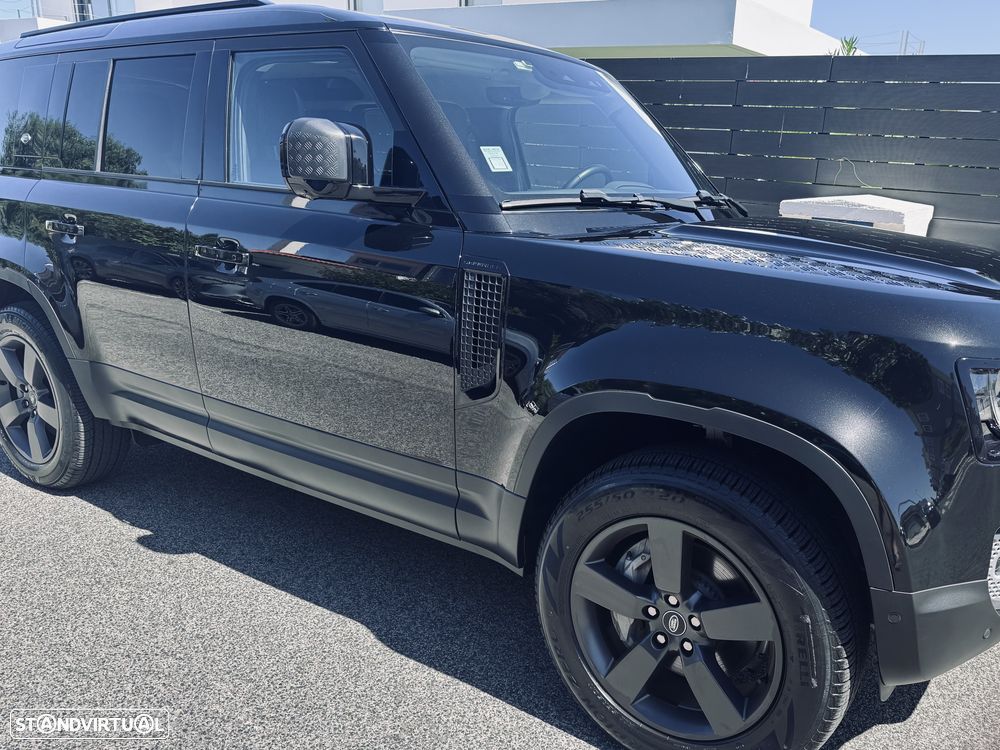 Land Rover Defender - 20