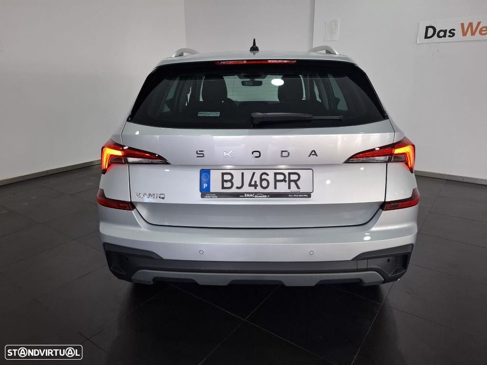 Skoda Kamiq 1.0 TSI DSG - 8