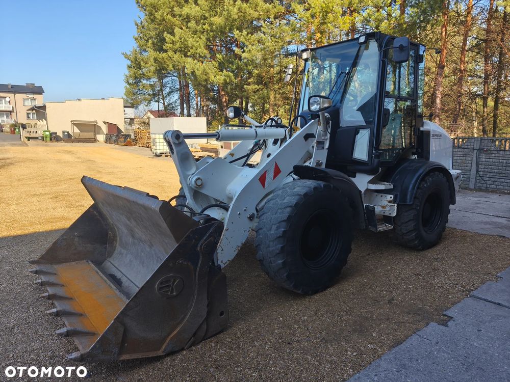 Caterpillar 908 - CATERPILLAR 906 - YANMAR V80 - 5