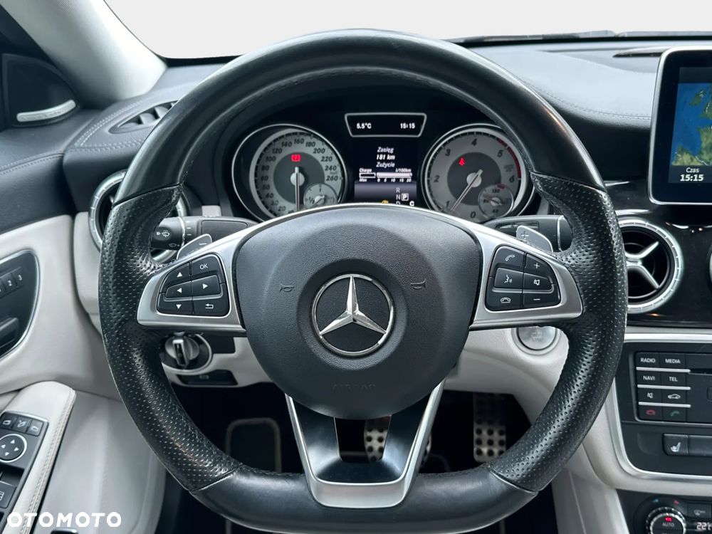 Mercedes-Benz CLA 220 d 7G-DCT AMG Line - 14