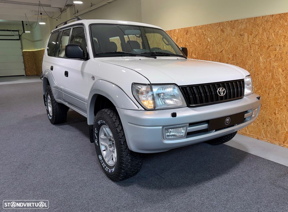 Toyota Land Cruiser 3.0 TD Pack 2 - 7