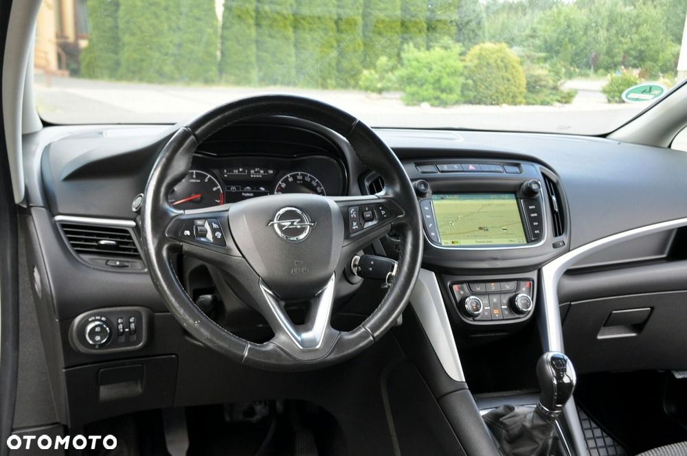 Opel Zafira - 30