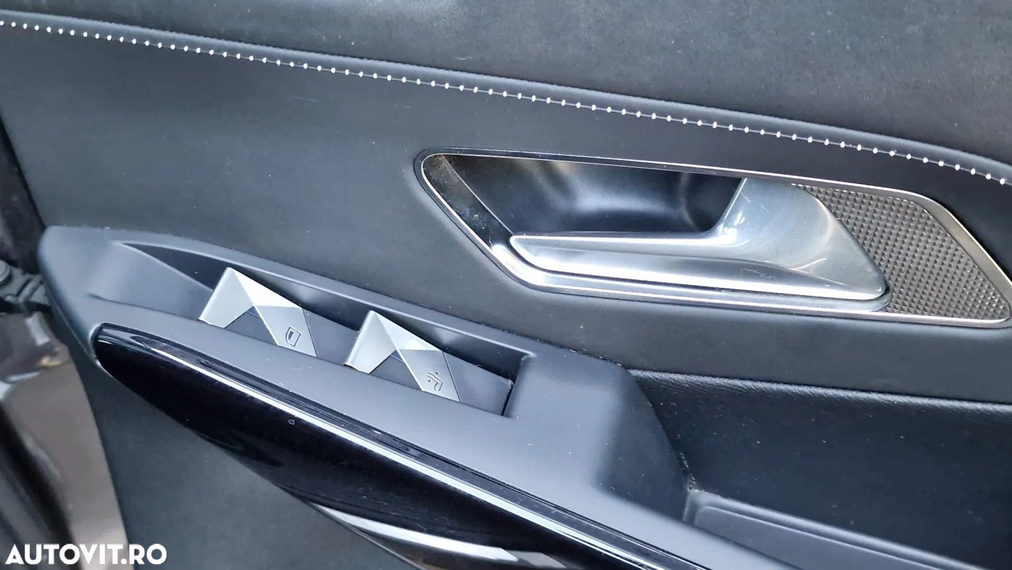 DS Automobiles DS 7 Crossback DS7 Crosback 1.6 PHeV AWD 300 EAT8 Rivoli - 32