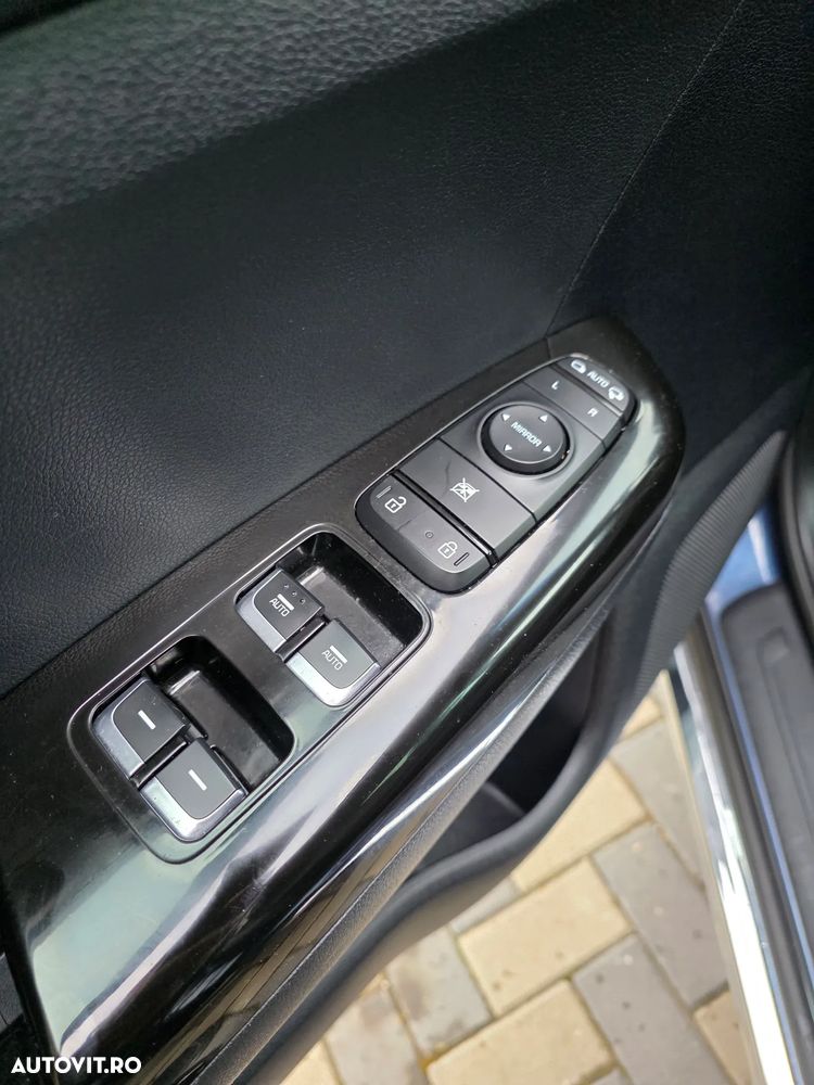 Kia Sportage 1.6 CRDI AWD Eco-Dynamics+ (48V M-H) DCT PLATINUM - 10