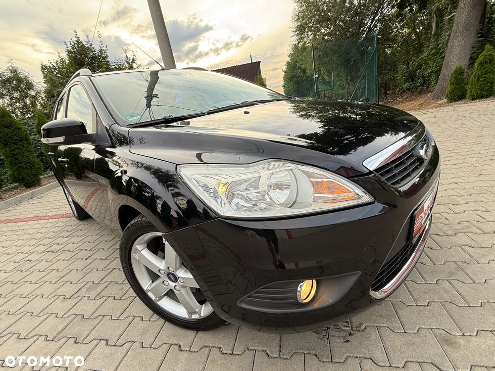 Ford Focus 1.6 Trend - 12