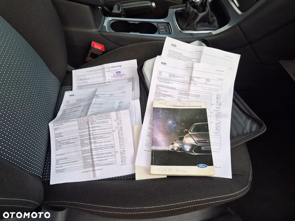 Ford Mondeo SW 2.0 TDCi Titanium - 32