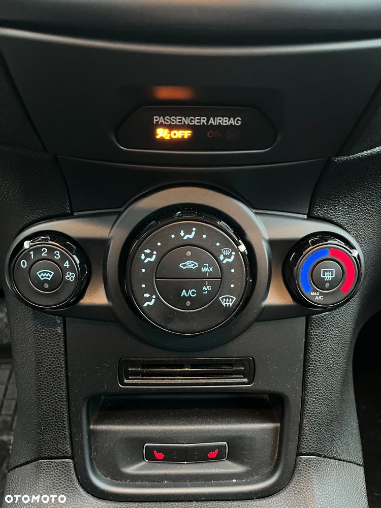 Ford Fiesta 1.25 Ambiente - 10