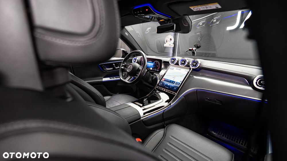 Mercedes-Benz GLC - 21