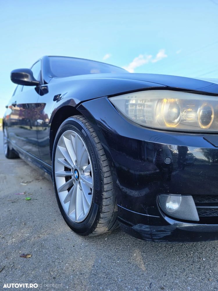 BMW Seria 3 320d - 12