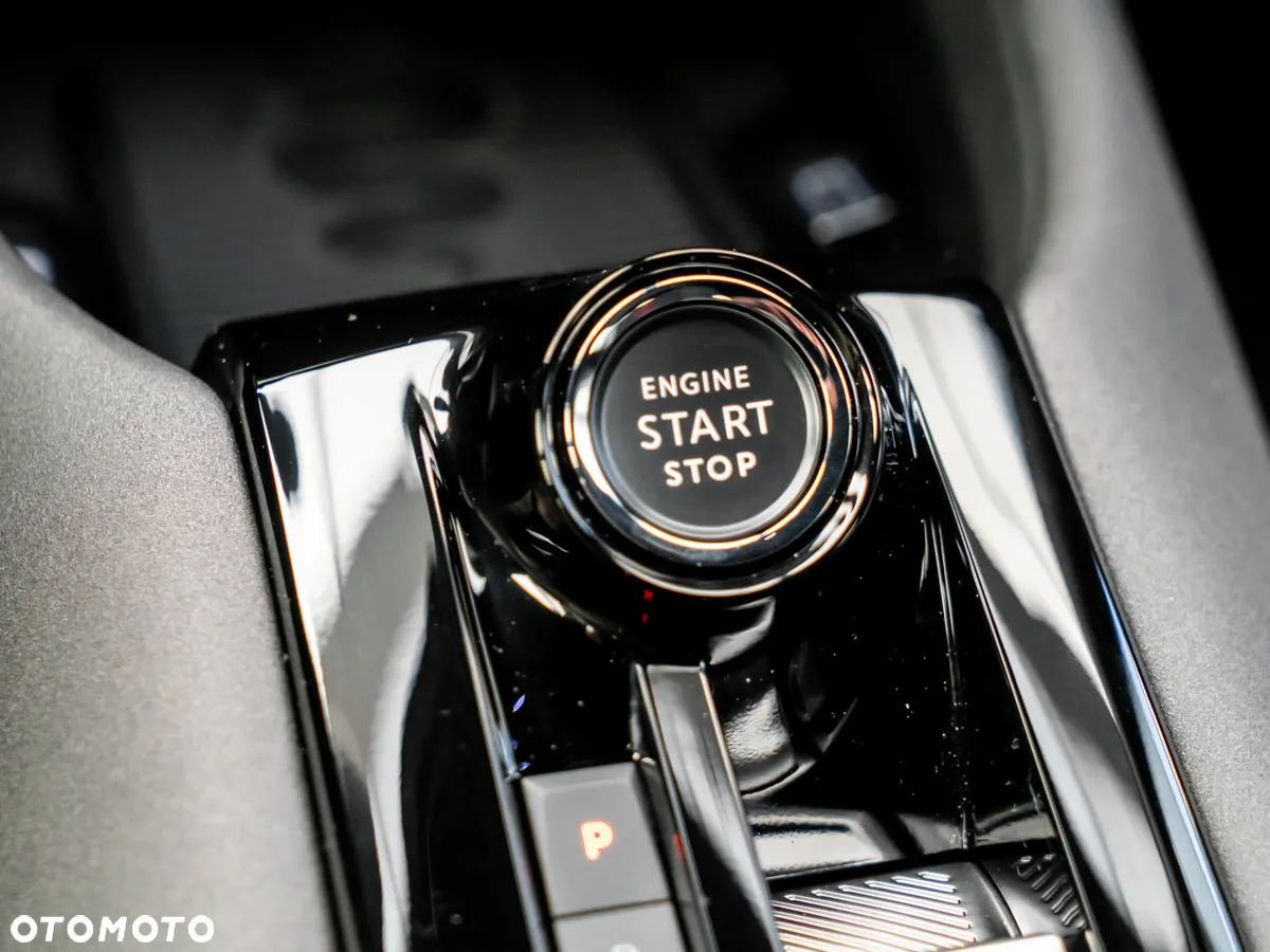 Alfa Romeo Junior 1.2 mHEV Ibrida Speciale eDCT - 28