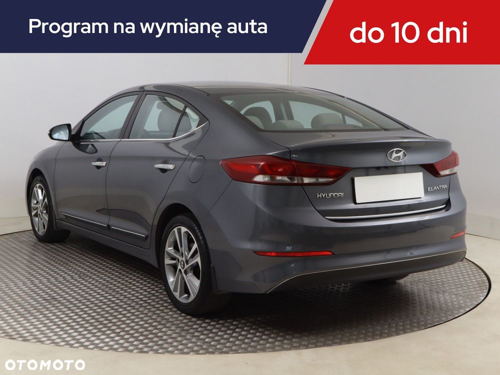 Hyundai Elantra - 6