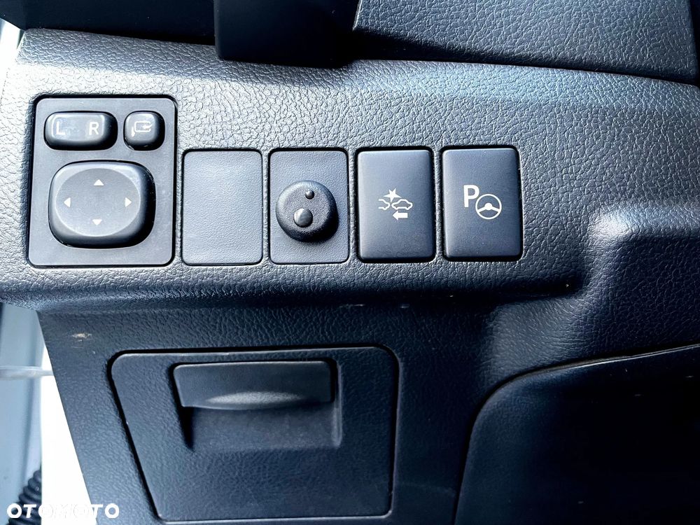 Toyota Auris - 10