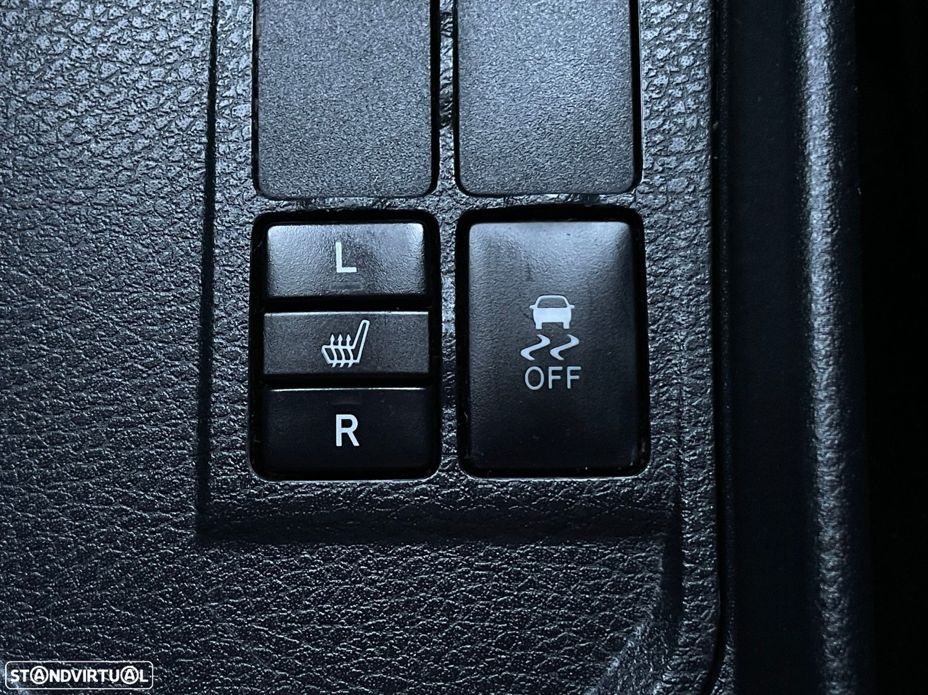 Toyota Yaris 1.0 VVT-i - 25