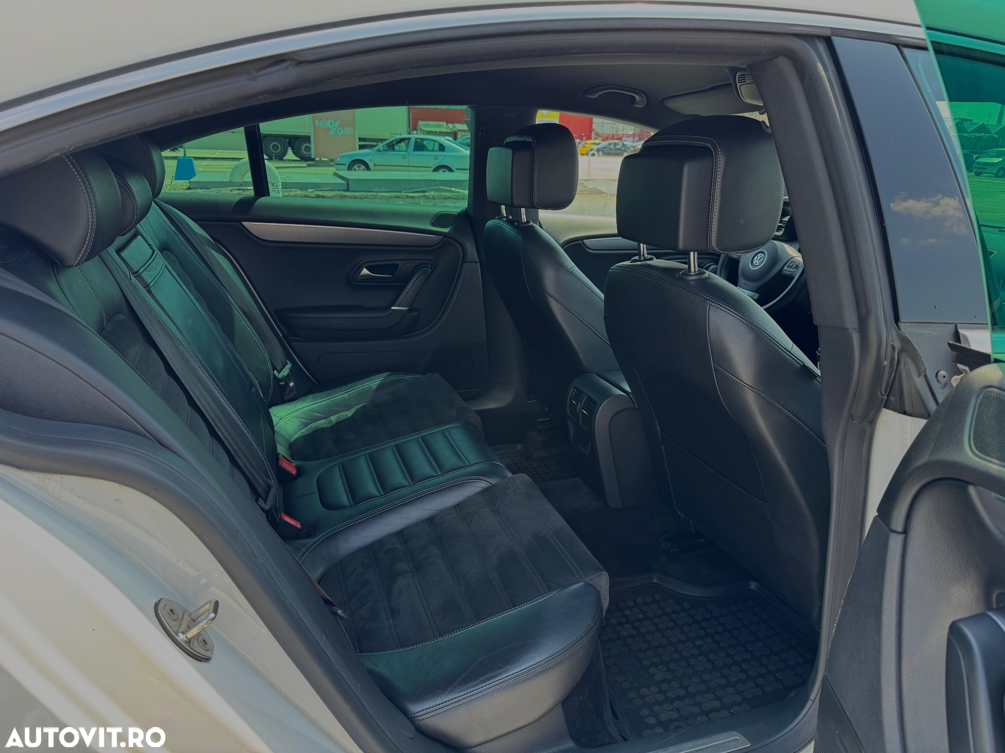 Volkswagen Passat CC 2.0 TDI BlueMotion Technology - 6