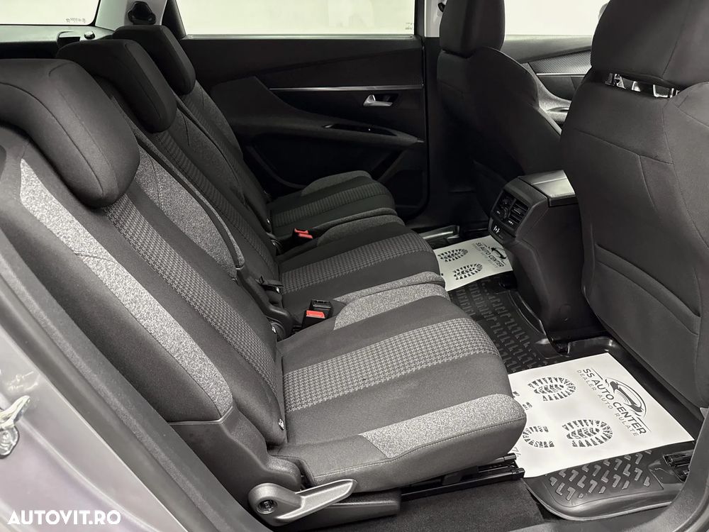 Peugeot 5008 PureTech 130 Stop & Start Active Business-Paket - 18