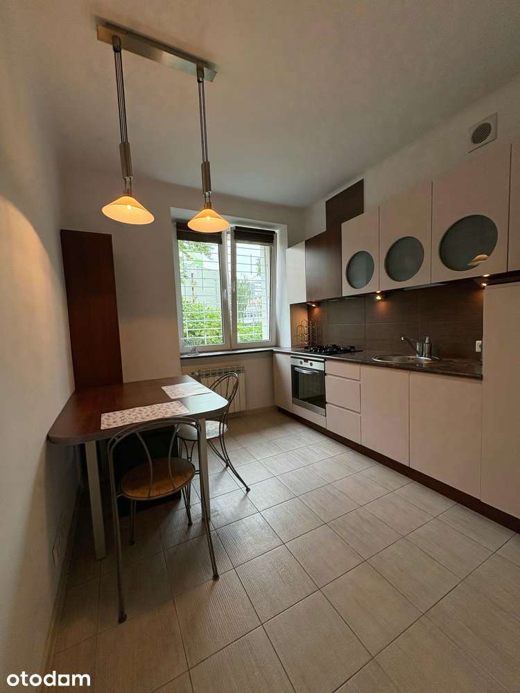 2 min. pieszo do st. METRO MŁYNÓW | 33 m² | pierwszy najem po remoncie