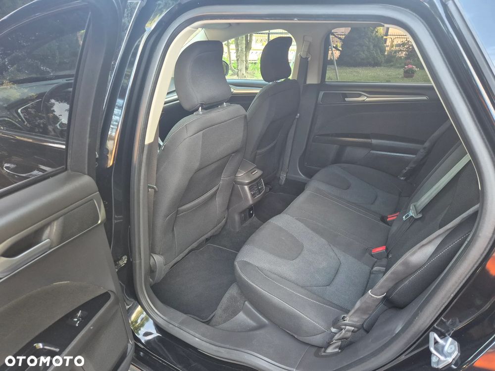 Ford Mondeo 2.0 TDCi Titanium PowerShift - 28
