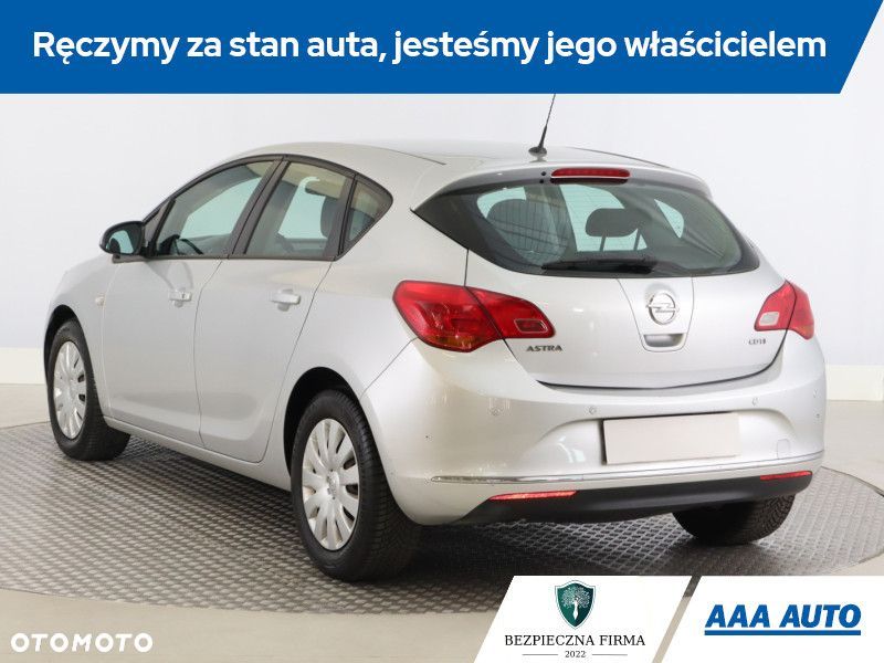Opel Astra - 6