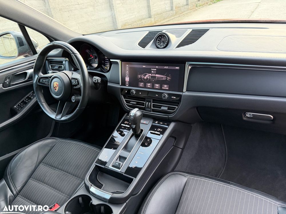 Porsche Macan T - 17