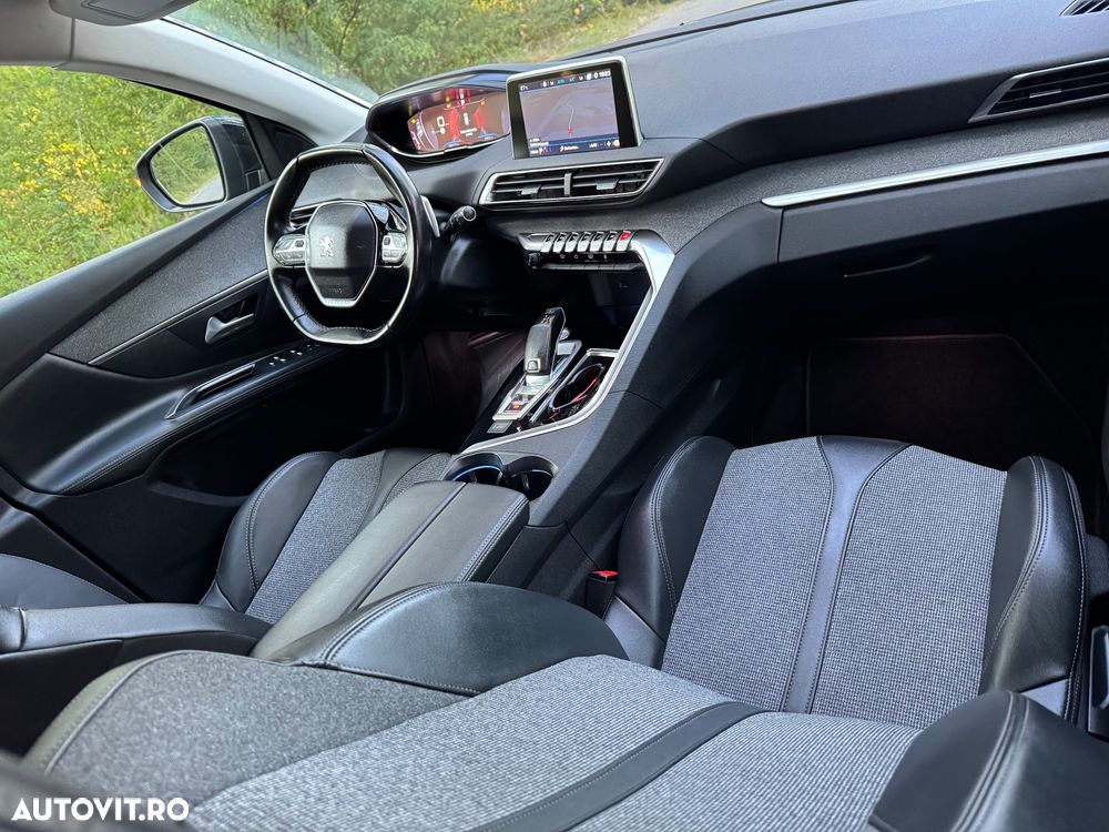 Peugeot 3008 1.5 BlueHDI S&S EAT8 Allure - 40