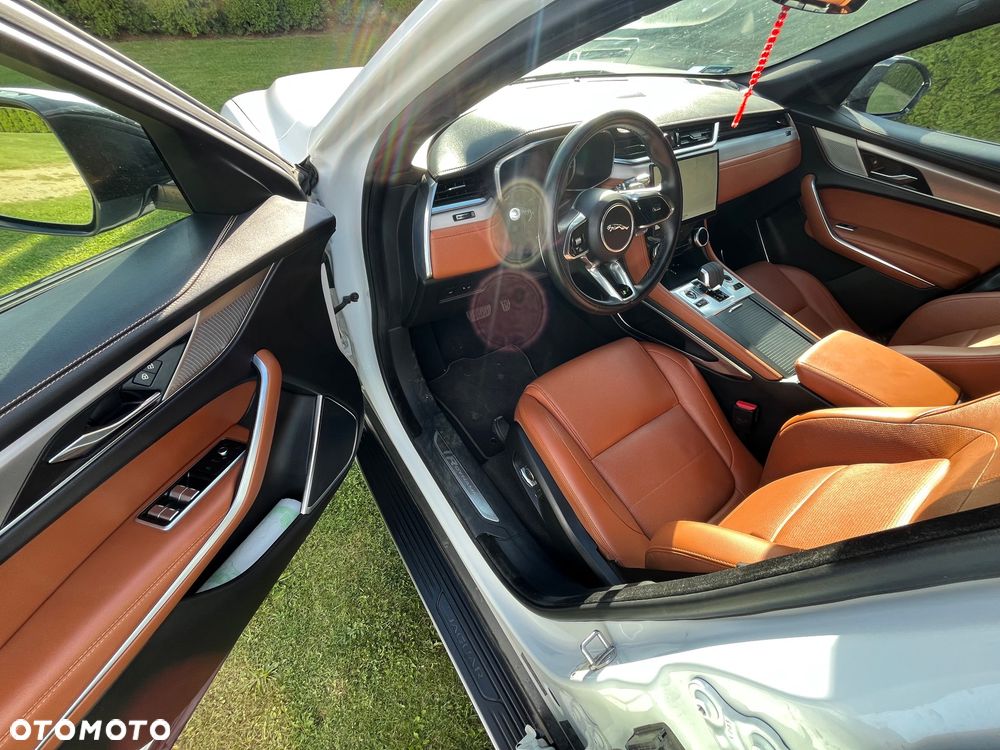 Jaguar F-Pace 2.0 P250 mHEV AWD R-Dynamic S - 9