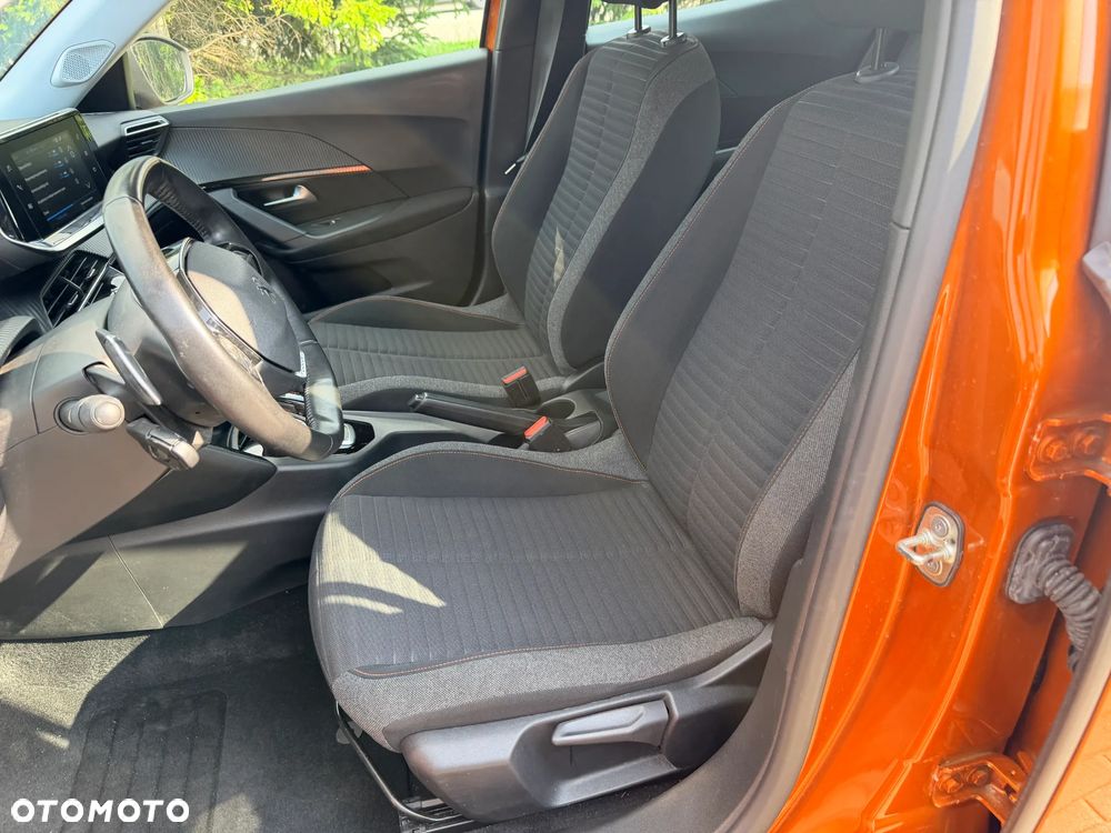 Peugeot 2008 PureTech 130 EAT8 Allure - 8