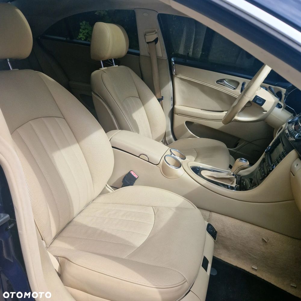 Mercedes-Benz CLS 500 - 16
