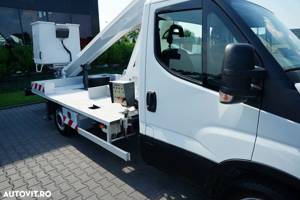 Iveco DAILY 35-140 / Platformă autotractivă / MULTITEL 160 ALUMINIU / 4 STABILIZATOARE / MANUALĂ / 2017 - 19