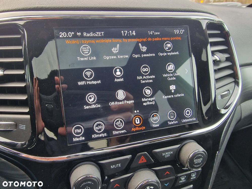 Jeep Grand Cherokee - 29