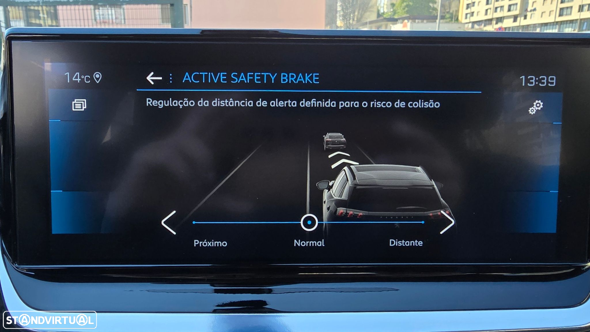 Peugeot 2008 - 25