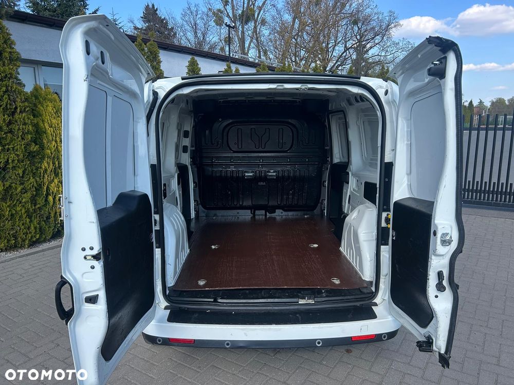Fiat Doblo - 17