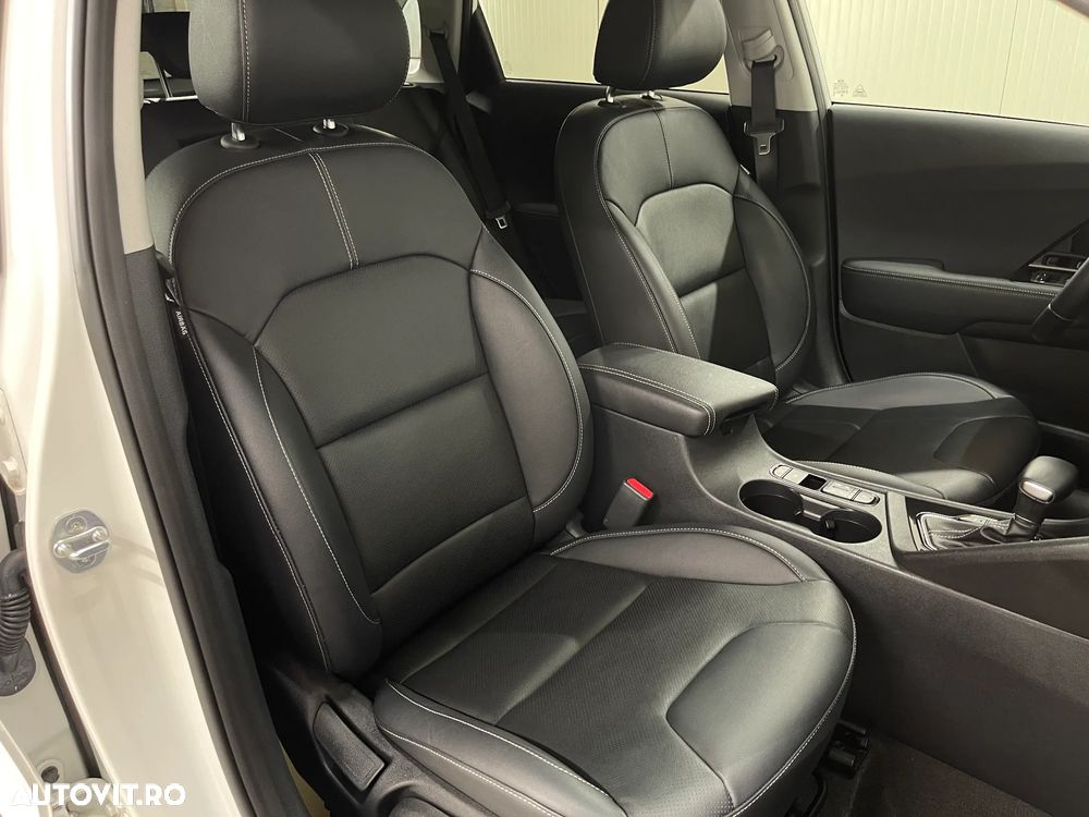 Kia Niro 1.6 GDI PHEV 2WD OPF Aut. Spirit - 10
