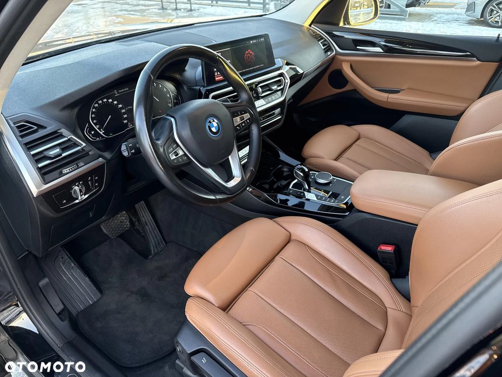 BMW X3 xDrive30e - 14