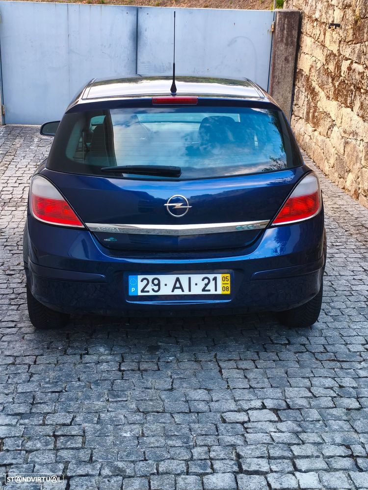 Opel Astra 1.3 CDTi Cosmo - 2