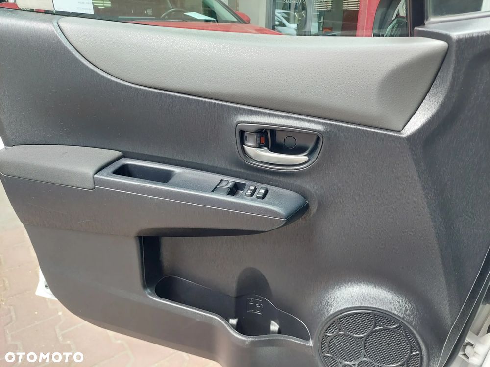 Toyota Yaris - 19