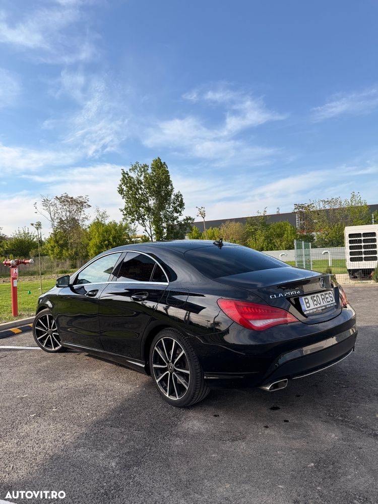Mercedes-Benz CLA 200 d 4MATIC Aut. - 1