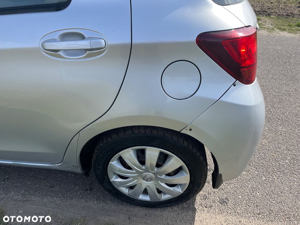 Toyota Yaris 1.4 D-4D Comfort - 12