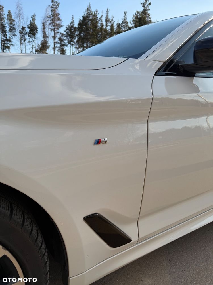 BMW Seria 5 520d xDrive - 13